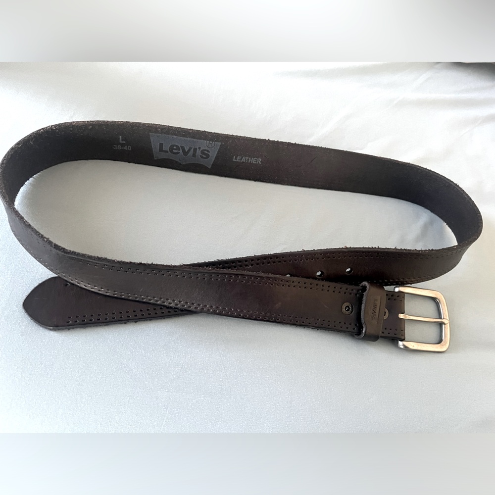 Levi’s Black Leather Belt